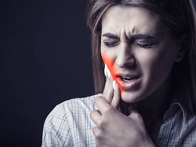 Dental Emergency: Toothaches. Pain in the tooth. Teeth hurt.
